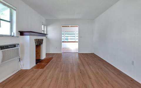713 10th Avenue, Lake Worth Beach FL - photo 12 of 31