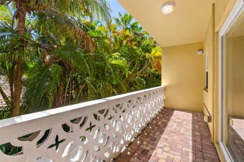 815 Middle River Drive #202, Fort Lauderdale FL - photo 6 of 22