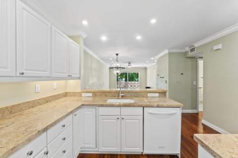 815 Middle River Drive #202, Fort Lauderdale FL - photo 6 of 22