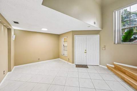 6520 NW 41st Terrace, Coconut Creek FL - photo 7 of 50