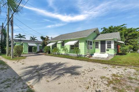 713 10th Avenue, Lake Worth Beach FL - photo 20 of 31