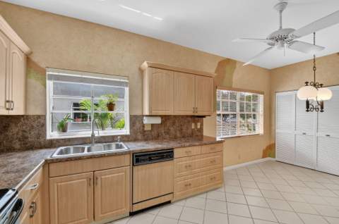 11691 Briarwood Circle #4, Boynton Beach FL - photo 8 of 79