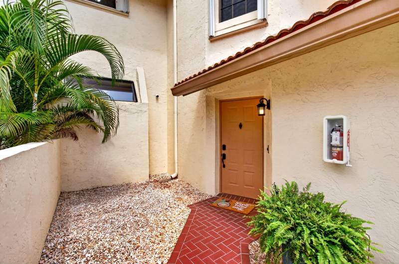 3 bedroom Condominium at 8320 Waterline Drive #202, Harbours At Aberdeen Condo, Boynton Beach — photo 4