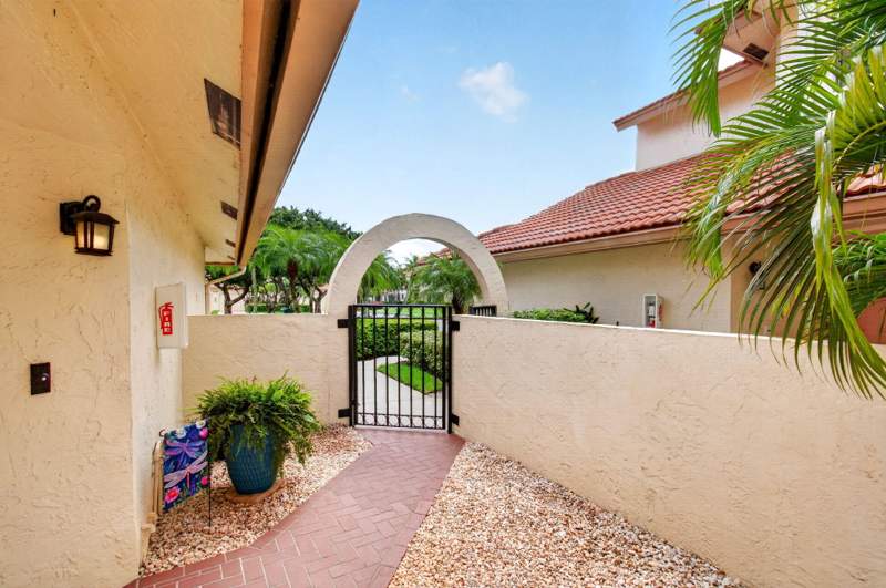 3 bedroom Condominium at 8320 Waterline Drive #202, Harbours At Aberdeen Condo, Boynton Beach — photo 3