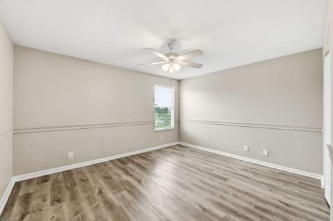 223 Berenger Walk, Royal Palm Beach FL - photo 17 of 35