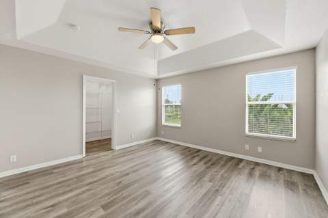 223 Berenger Walk, Royal Palm Beach FL - photo 23 of 35