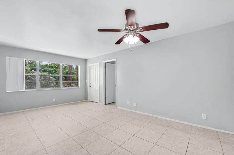 1 bedroom Condominium at 445 Lake Frances Drive #445, Golden Lakes Village Condo 1 Thru 13-A, West Palm Beach — photo 4