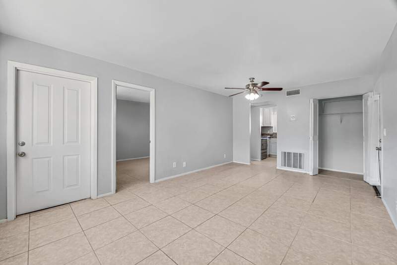 1 bedroom Condominium at 445 Lake Frances Drive #445, Golden Lakes Village Condo 1 Thru 13-A, West Palm Beach — photo 5