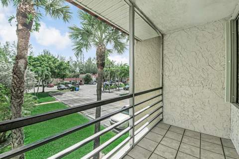 445 Lake Frances Drive #445, West Palm Beach FL - photo 19 of 26