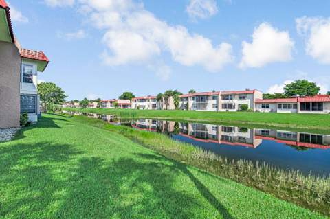 445 Lake Frances Drive #445, West Palm Beach FL - photo 23 of 26