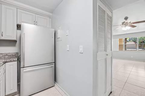 445 Lake Frances Drive #445, West Palm Beach FL - photo 9 of 26