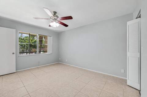 445 Lake Frances Drive #445, West Palm Beach FL - photo 12 of 26