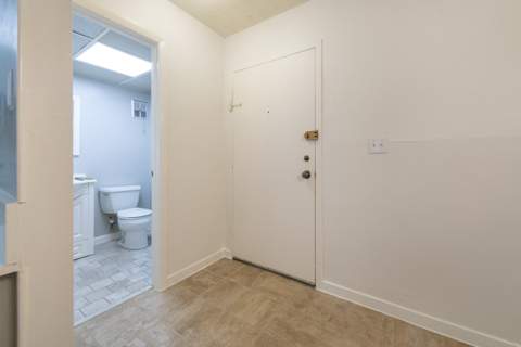 7300 NW 17th Street #105, Plantation FL - photo 8 of 35