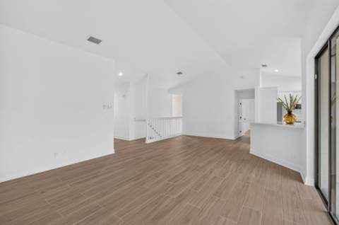 8320 Waterline Drive #202, Boynton Beach FL - photo 10 of 46
