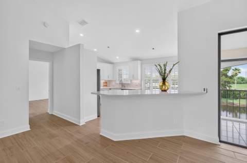 8320 Waterline Drive #202, Boynton Beach FL - photo 12 of 46