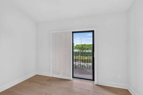 8320 Waterline Drive #202, Boynton Beach FL - photo 18 of 46