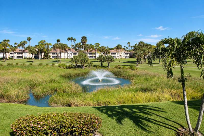 2 bedroom Condominium at 305 Ryder Cup Circle, Ryder Cup Villas Condo, Palm Beach Gardens — photo 3