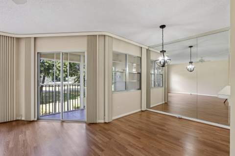 300 SW 130th Terrace #202B, Pembroke Pines FL - photo 16 of 41