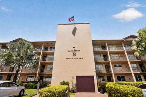 300 SW 130th Terrace #202B, Pembroke Pines FL - photo 23 of 41