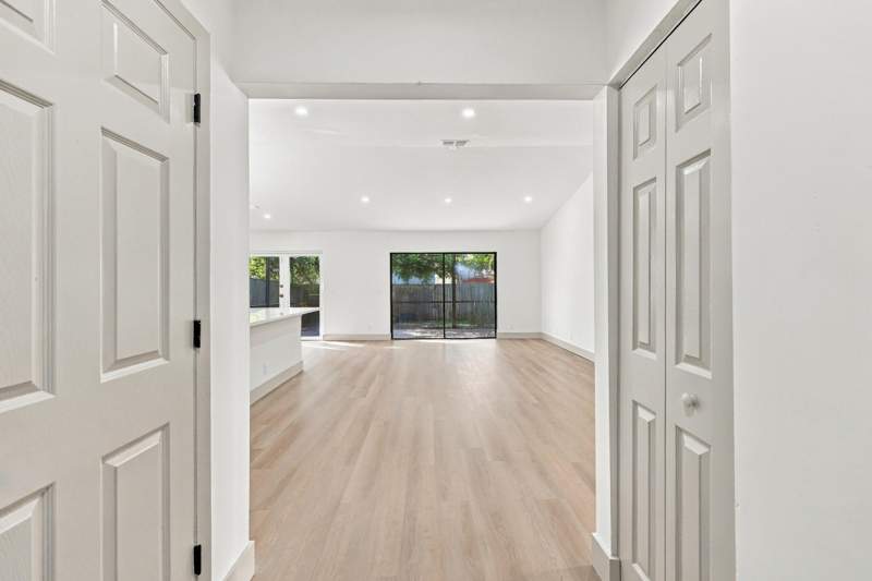 3 bedroom Single Family Residence at 184 Greentree Circle, Jupiter Village Ph Ix, Jupiter — photo 5
