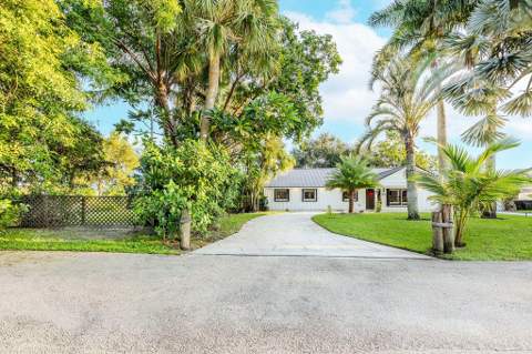 2024 Palmetto Road, West Palm Beach FL - photo 10 of 62
