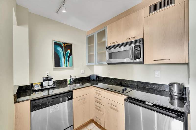 1 bedroom Condominium at 2670 E Sunrise Boulevard #322, Gallery One Condo, Fort Lauderdale — photo 5