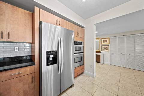 2700 N Federal Highway #203, Boynton Beach FL - photo 12 of 50