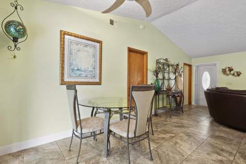 2321 SE Maslan Avenue, Port St. Lucie FL - photo 10 of 41