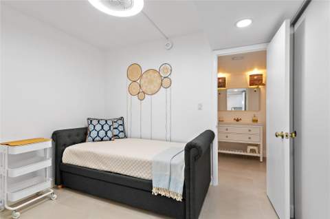 3500 Galt Ocean Drive #604, Fort Lauderdale FL - photo 21 of 44