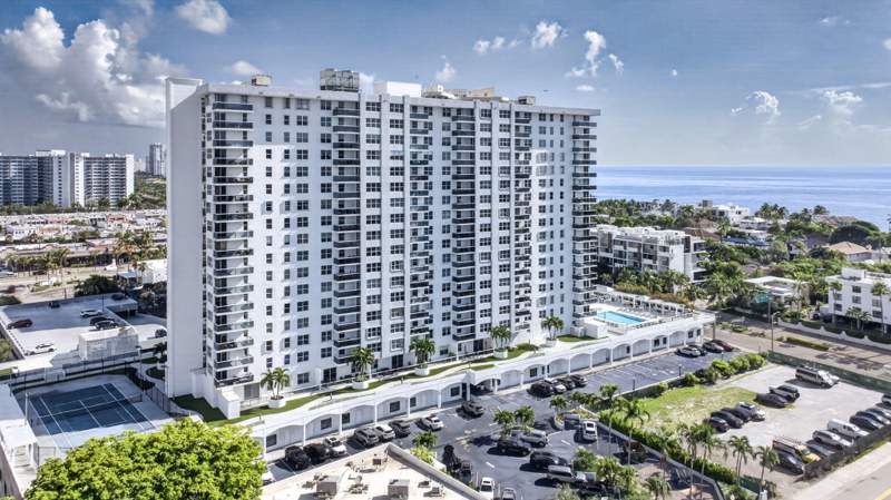2 bedroom Condominium at 3015 N Ocean Boulevard #8B, Berkley South Condo, Fort Lauderdale — photo 2