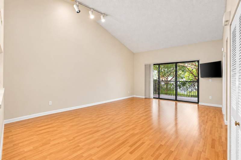 2 bedroom Condominium at 906 Congressional Way #906, Ambassador Square Condo, Deerfield Beach — photo 5