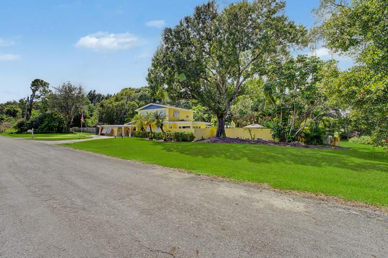 4 bedroom Single Family Residence at 3117 Maravilla Boulevard, Maravilla Heights Subdivision, Fort Pierce — photo 3