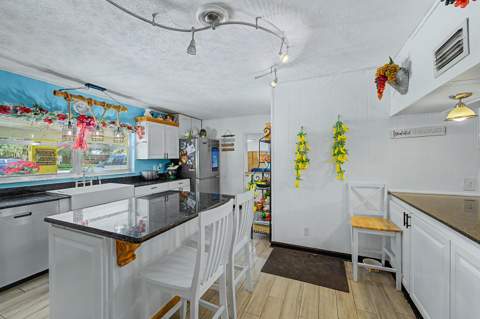 3117 Maravilla Boulevard, Fort Pierce FL - photo 10 of 98
