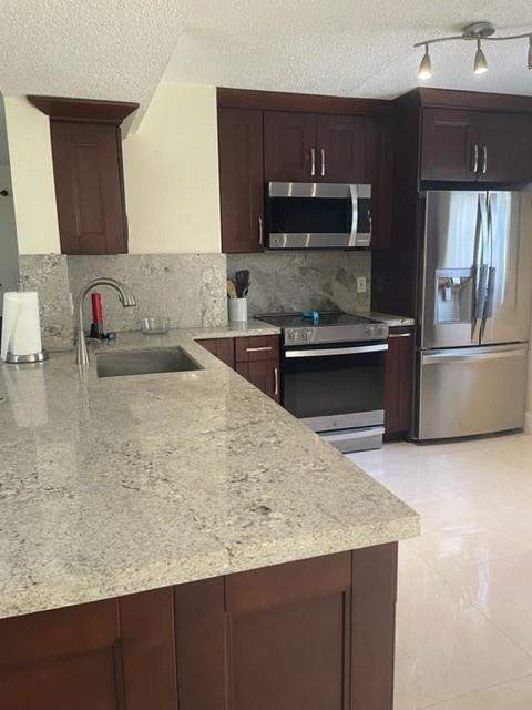 12097 Royal Palm Boulevard #1G, Coral Springs FL - photo 9 of 20