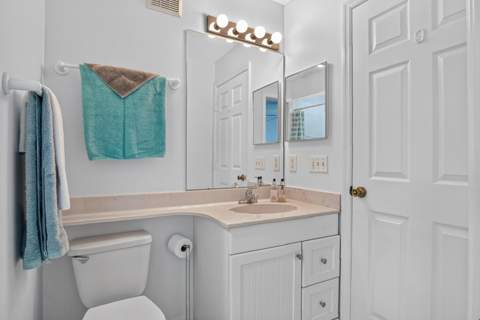 1120 Swan Lake Circle #1402, Port St. Lucie FL - photo 19 of 30