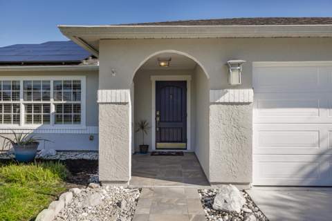 1617 SE North Blackwell Drive, Port St. Lucie FL - photo 6 of 40