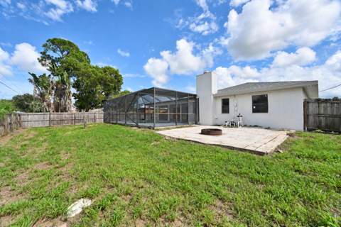 441 SE Guava Terrace, Port St. Lucie FL - photo 17 of 39