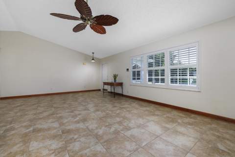 1617 SE North Blackwell Drive, Port St. Lucie FL - photo 8 of 40