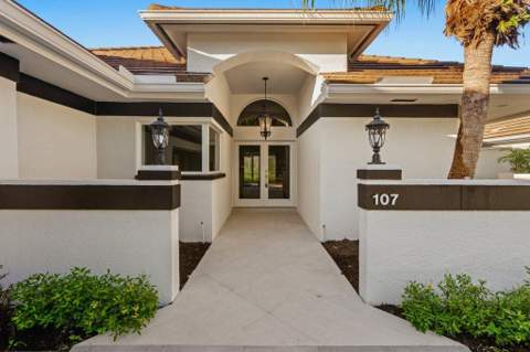 107 Golfview Court, Palm Beach Gardens FL - photo 11 of 50
