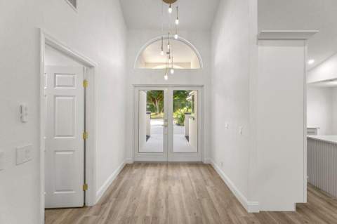 107 Golfview Court, Palm Beach Gardens FL - photo 12 of 50