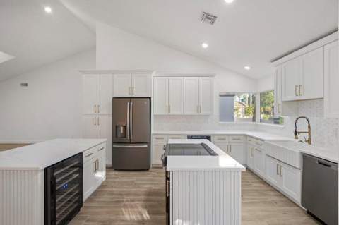 107 Golfview Court, Palm Beach Gardens FL - photo 19 of 50