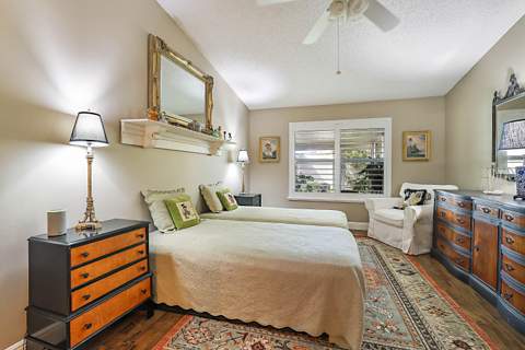 12981 Blue Lake Drive, Wellington FL - photo 22 of 38