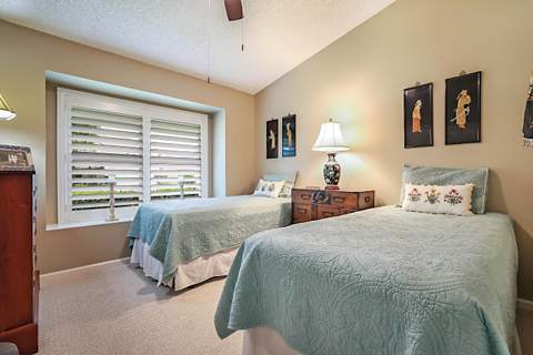 12981 Blue Lake Drive, Wellington FL - photo 21 of 38