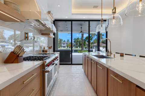 2423 Castilla Isle, Fort Lauderdale FL - photo 18 of 81