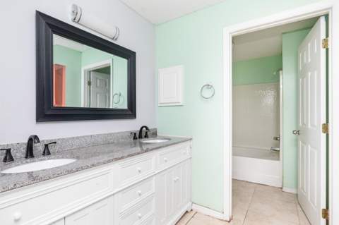 1098 SW SW Du Bois Avenue, Port St. Lucie FL - photo 8 of 15