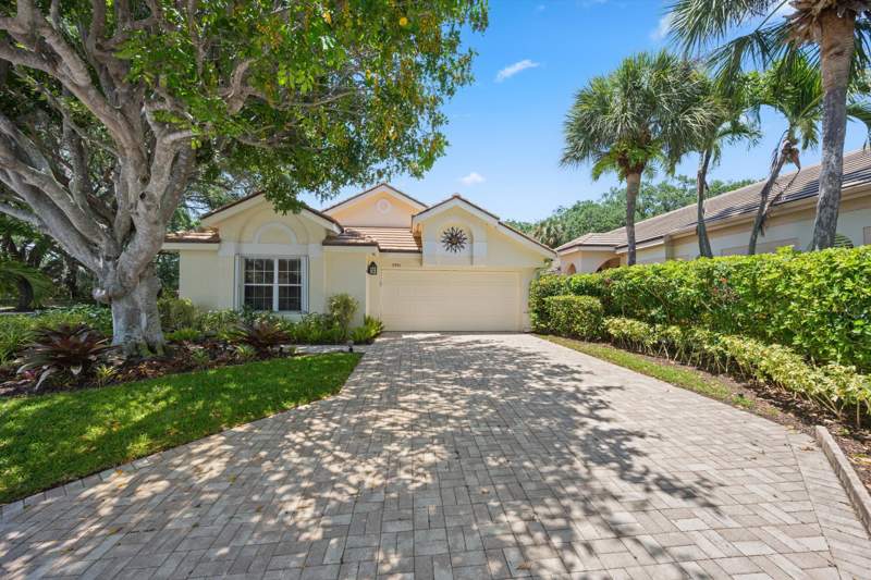 3 bedroom Single Family Residence at 3991 Shearwater Drive, Shearwater At Jonathans Landing, Jupiter — photo 3