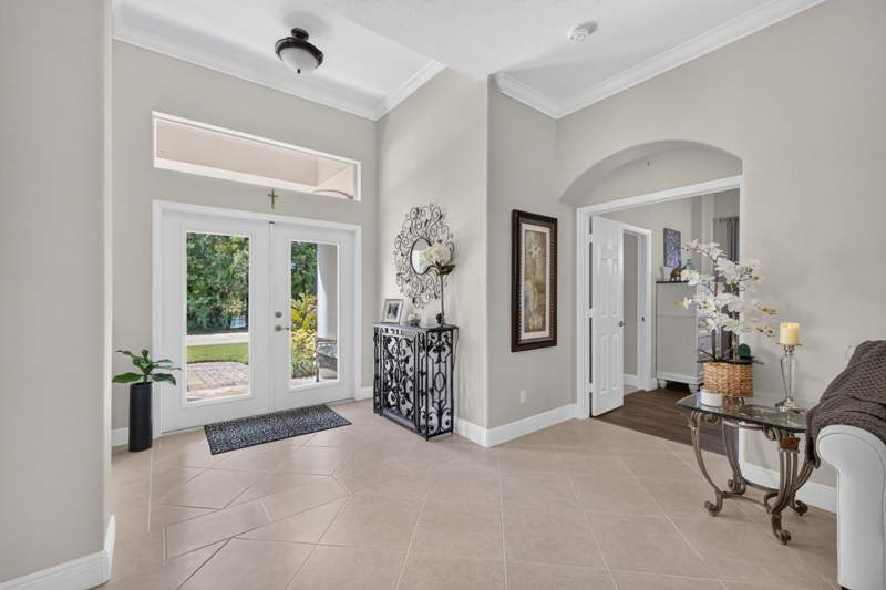 4 bedroom Single Family Residence at 1925 SW Oakwood Road, Port St Lucie Section 31, Port St. Lucie — photo 4