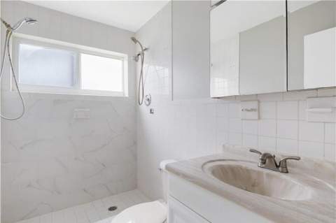 5207 NW 28th Avenue, Tamarac FL - photo 9 of 13