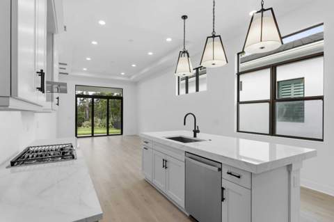 382 SE Via Sangro, Port St. Lucie FL - photo 9 of 61