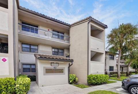 9919 Nob Hill Court #9919, Sunrise FL - photo 23 of 30